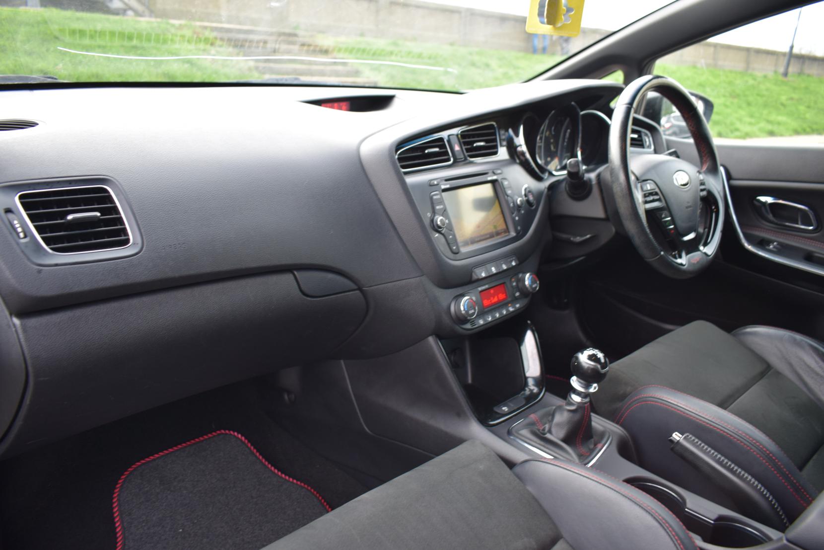 Kia ProCeed 1.6 T-GDi GT Tech Hatchback 3dr Petrol Manual Euro 5 (201 bhp)